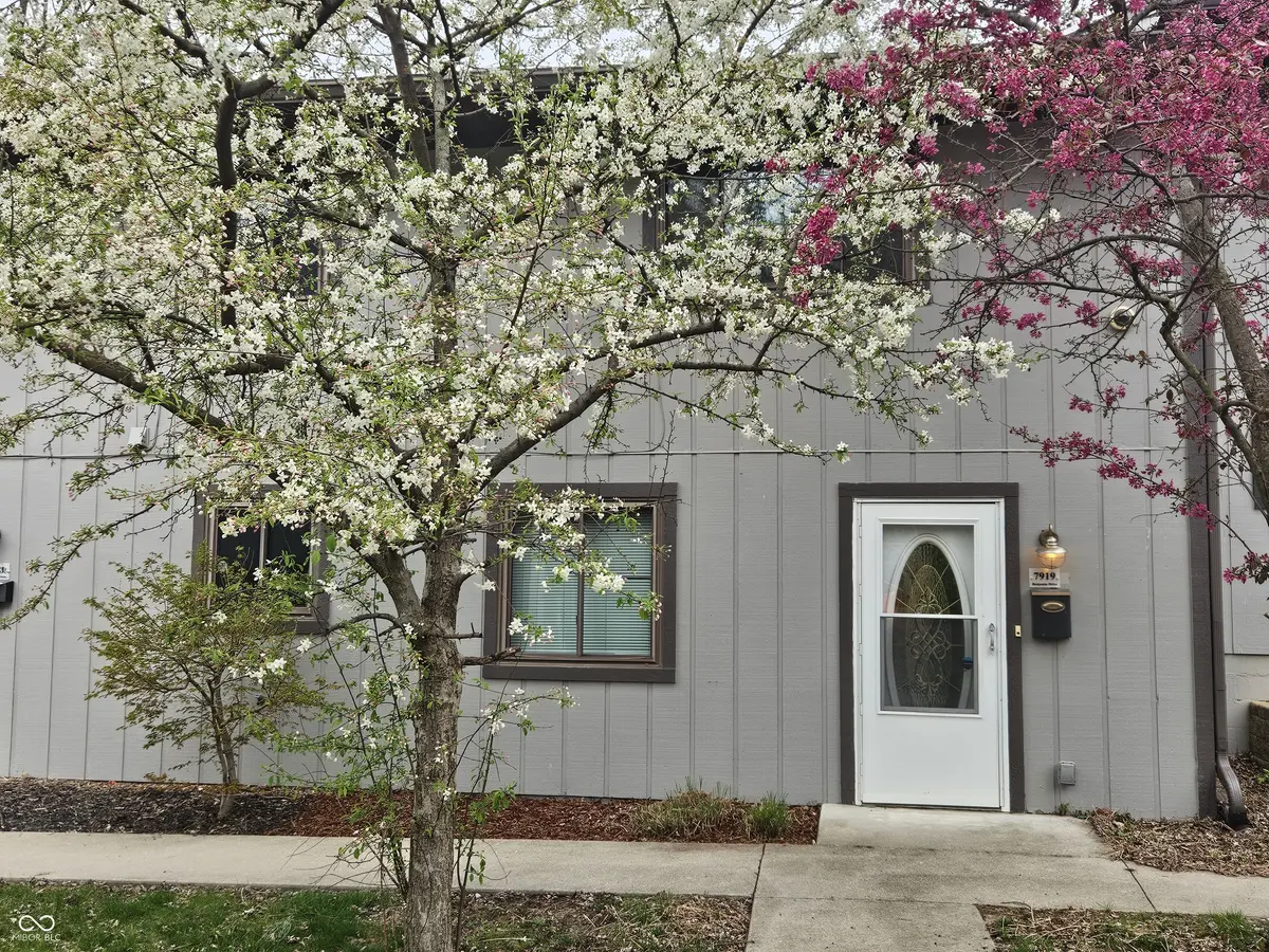 7919 Benjamin DR, Indianapolis, IN 46226