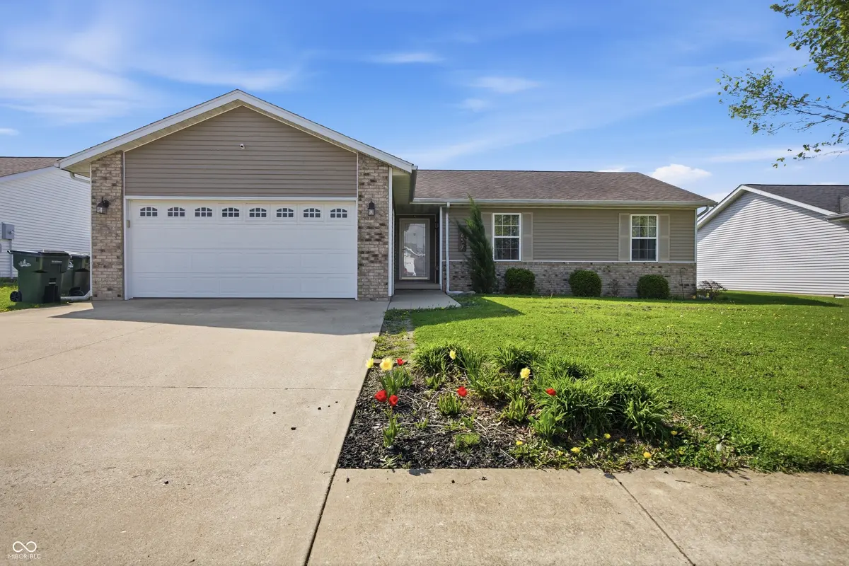 1657 W Freedom ST, Greensburg, IN 47240
