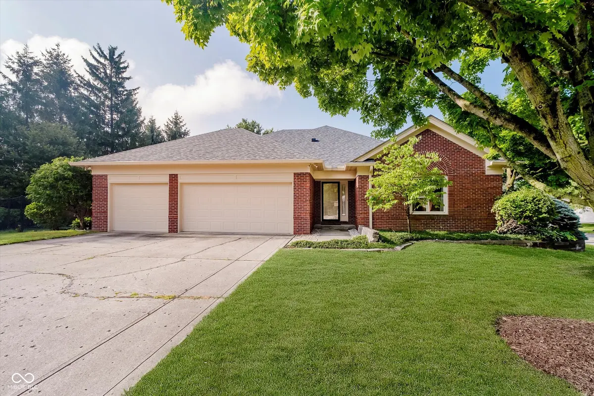 8649 Cricket Tree LN, Indianapolis, IN 46260