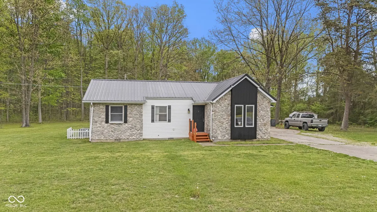 3195 S Boatman RD, Scottsburg, IN 47170
