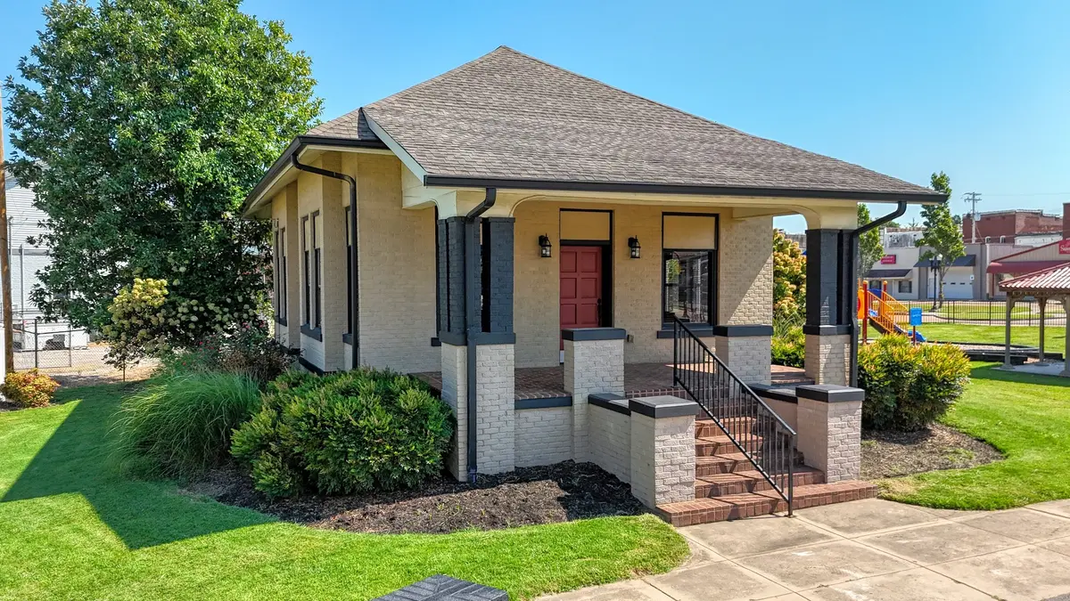 512 Stonewall St #N, Mc Kenzie, TN 38201