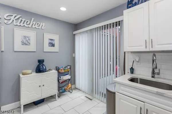 40 Bennington Sq, Washington Twp., NJ 07840