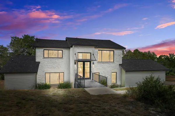 1703 Yaupon Valley RD, West Lake Hills, TX 78746