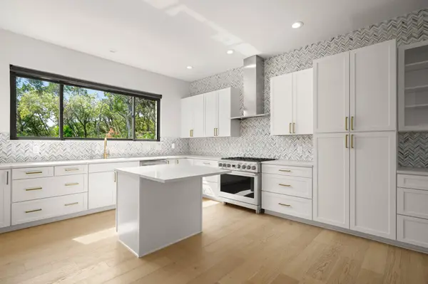 1703 Yaupon Valley RD, West Lake Hills, TX 78746