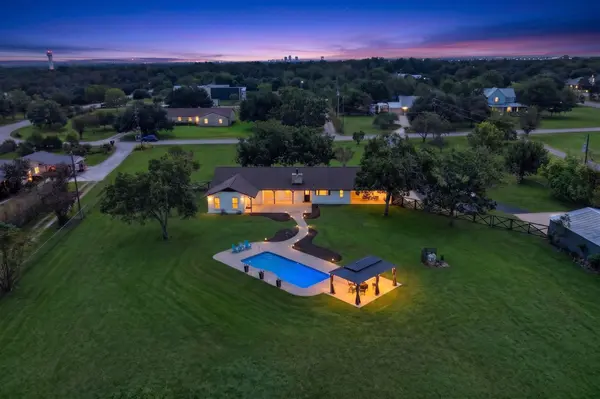 504 Buckaroo TRL, Buda, TX 78610