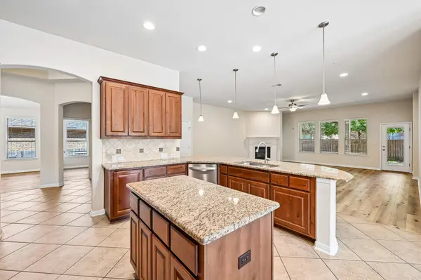 2624 Shumard Bluff DR, Leander, TX 78641