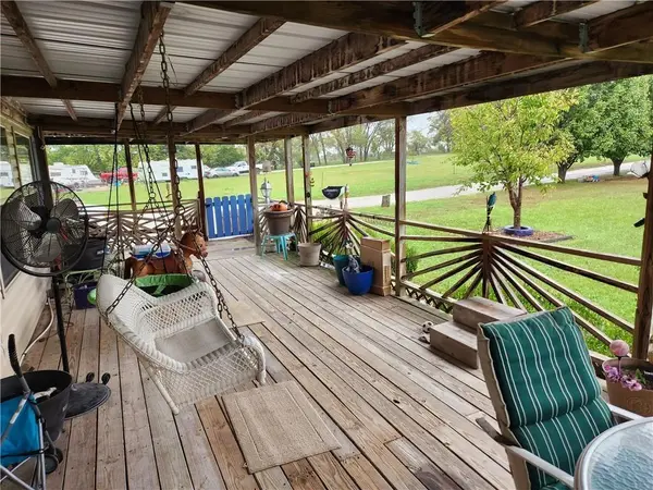 333 SE 901st RD, Clinton, MO 64735