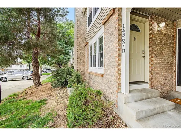 14367 E Pimlico #D, Aurora, CO 80015