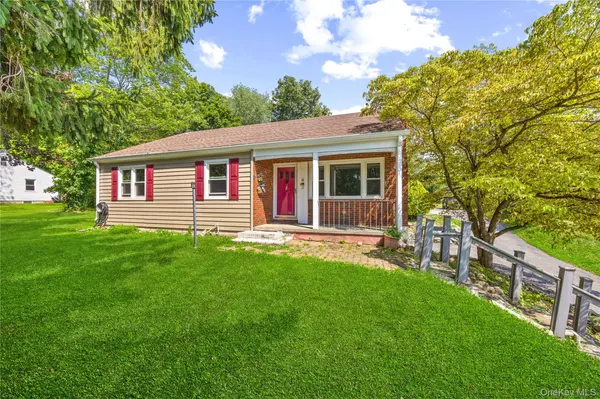 12 Lafko DR, Poughkeepsie, NY 12603