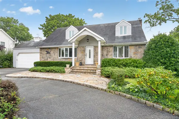 146 Longwood AVE, Westbury, NY 11590