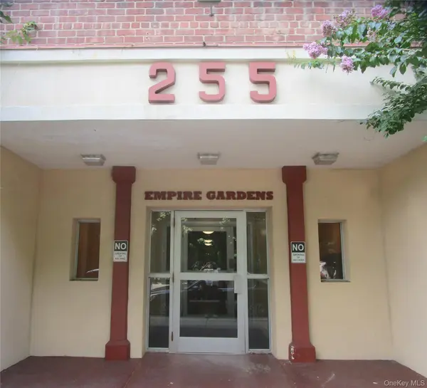 255 Bronx River RD #7L, Yonkers, NY 10704