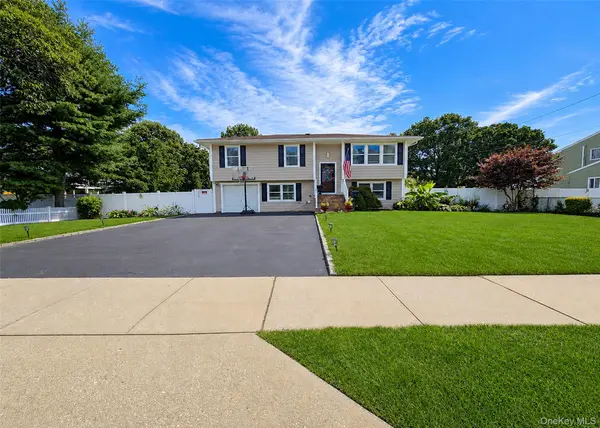 1028 Union BLVD, Bay Shore, NY 11706