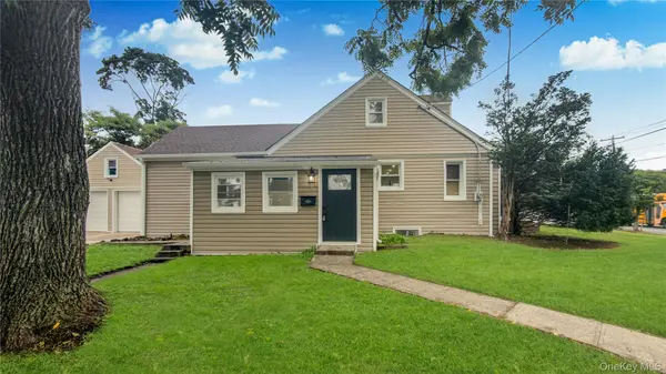 1180 Woodfield RD, Rockville Centre, NY 11570