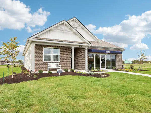 30 Benfield DR, Whiteland, IN 46184