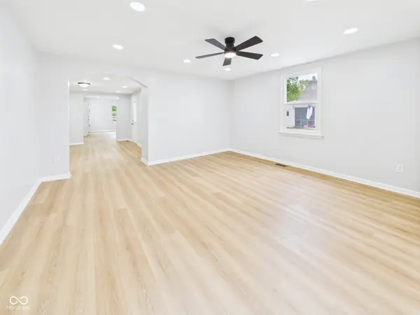 225 S Carthage RD, Charlottesville, IN 46117