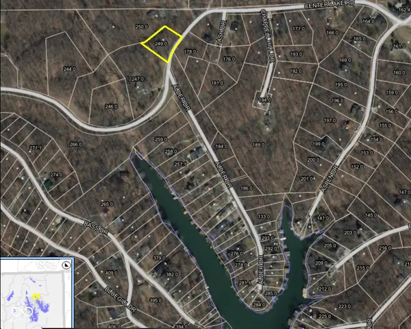 8612 Center Lake RD, Nineveh, IN 46164