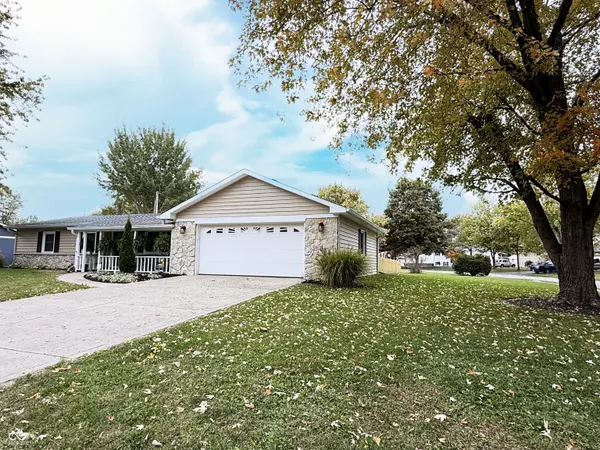250 Southlane DR, New Whiteland, IN 46184