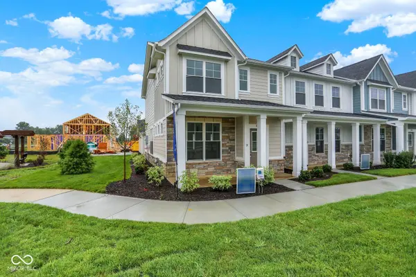 8568 Goldfinch RD, Brownsburg, IN 46112