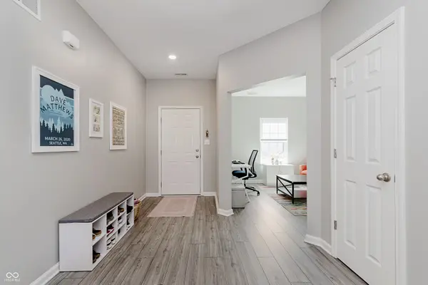 5809 Terracotta TRCE, Mccordsville, IN 46055