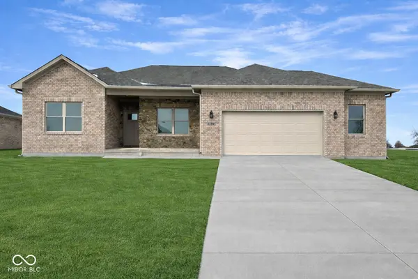 1130 Constitution DR,  Edinburgh,  IN 46124