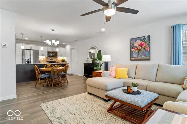 2620 Pecan TRCE, Evansville, IN 47715