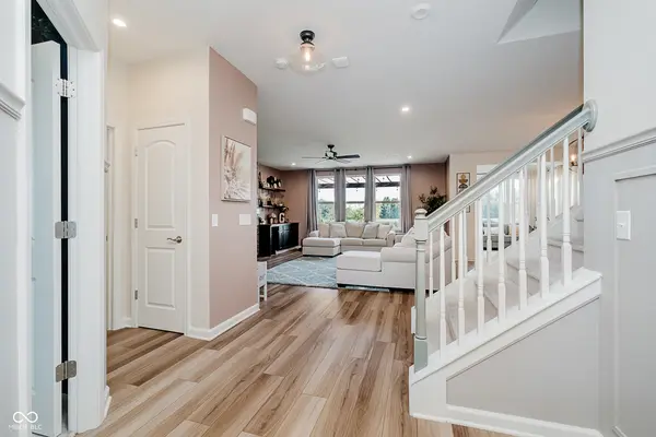 6944 Oakcrest DR, Mccordsville, IN 46055