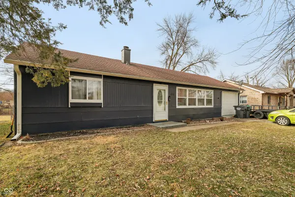 620 Carol DR, Greenwood, IN 46143