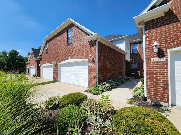 16316 Meadowlands LN, Westfield, IN 46074