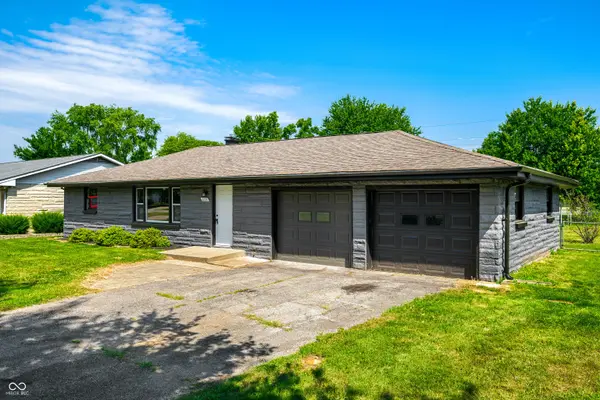 2230 Sims DR, Columbus, IN 47203