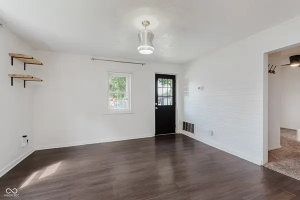 831 Laurel ST, Indianapolis, IN 46203