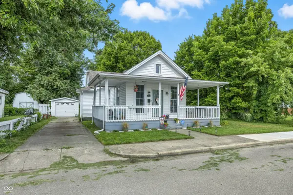 602 S Walnut ST, Edinburgh, IN 46124