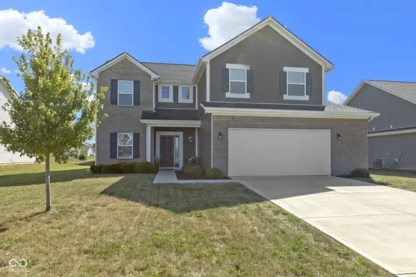 6361 N Cedarwood DR, Mccordsville, IN 46055