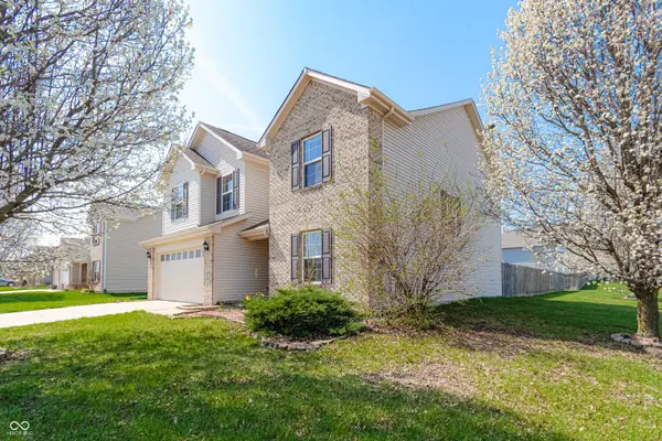 2556 Liatris DR, Plainfield, IN 46168