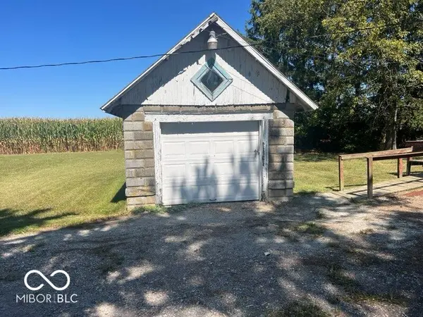 6460 E Us Highway 40, Cambridge City, IN 47327