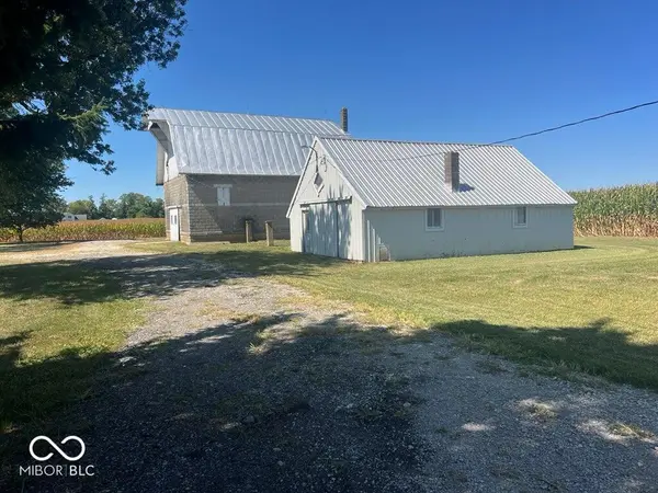 6460 E Us Highway 40, Cambridge City, IN 47327