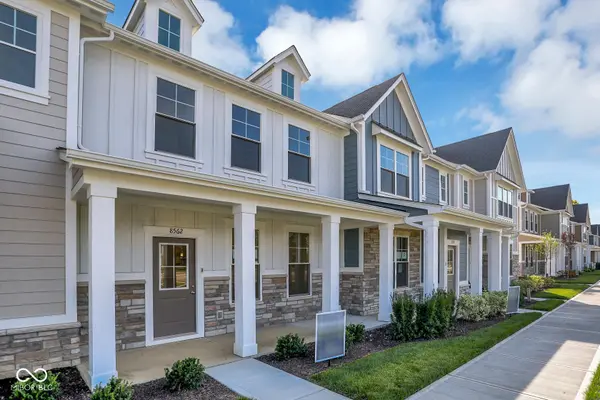 8562 GoldFinch RD, Brownsburg, IN 46112