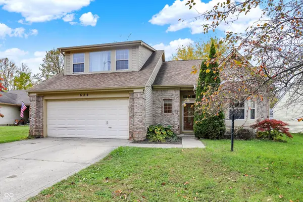 624 Washington Cove WAY, Indianapolis, IN 46229