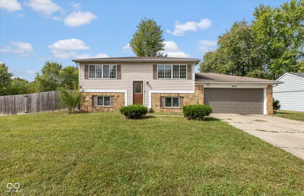 4448 Aristocrat CIR, Indianapolis, IN 46235