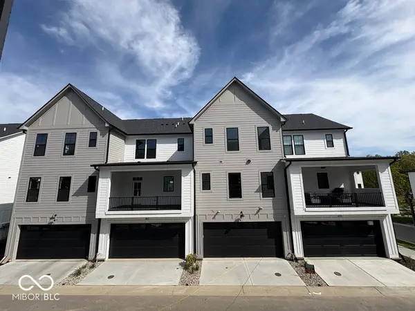 851 Ashdown LN, Carmel, IN 46032