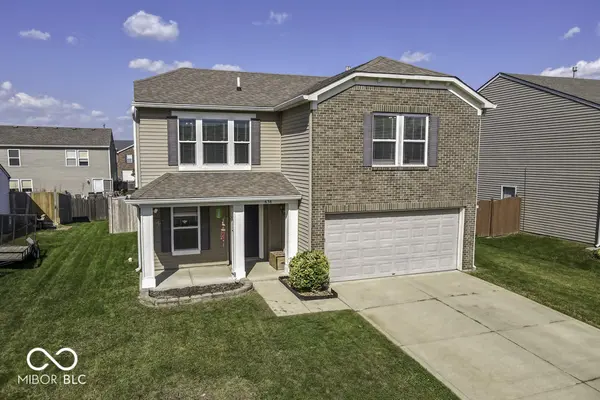 638 Harvest Meadow WAY, New Whiteland, IN 46184