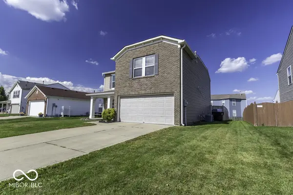 638 Harvest Meadow WAY, New Whiteland, IN 46184
