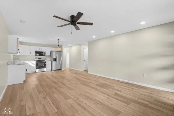 96 Hill ST, Austin, IN 47102