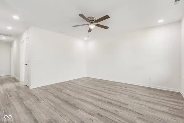 1711 Bristol CT, North Vernon, IN 47265