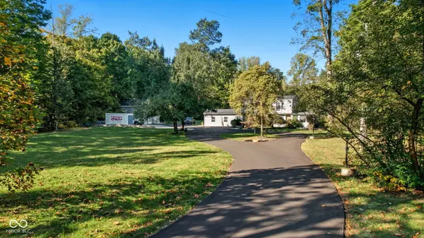 15412 Southeastern Pkwy, Fishers, IN 46037