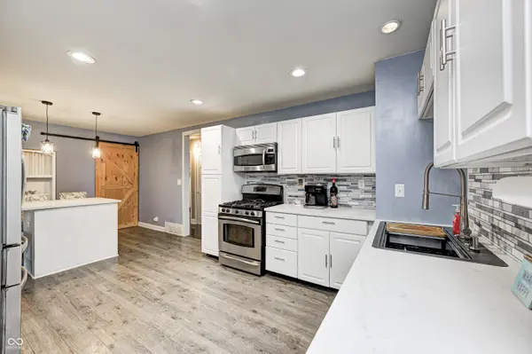 609 Maple LN, Brownsburg, IN 46112