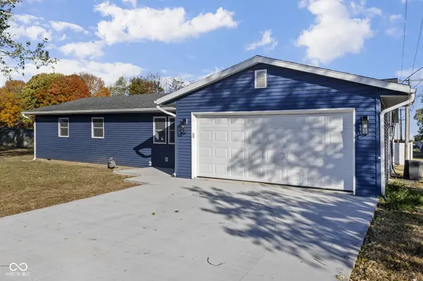 223 Circle DR, Bainbridge, IN 46105