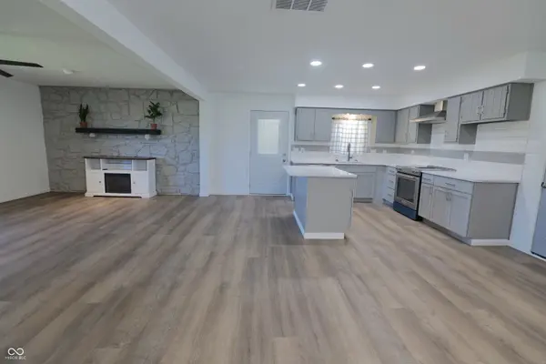 12 Rypma ROW, Whiteland, IN 46184