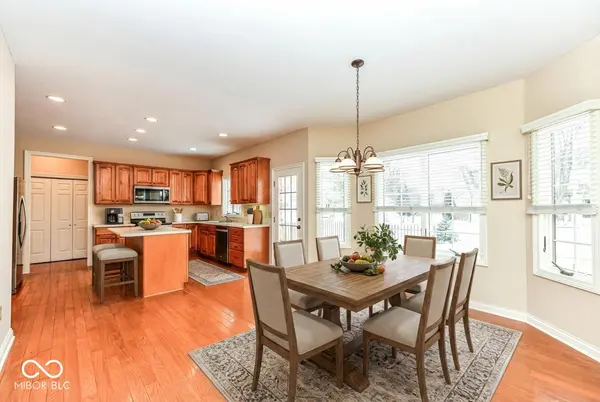 10480 Creektree LN, Fishers, IN 46038