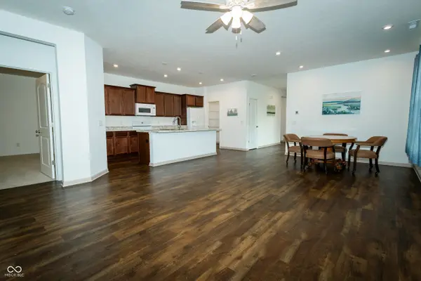 1488 Hideaway CIR, Brownsburg, IN 46112