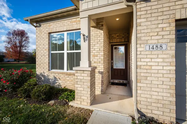 1488 Hideaway CIR, Brownsburg, IN 46112